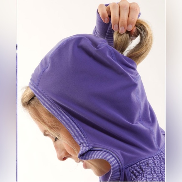 Lululemon Run: For It Pullover Hoodie – Persian Purple – Size 2 - Picture 3 of 6